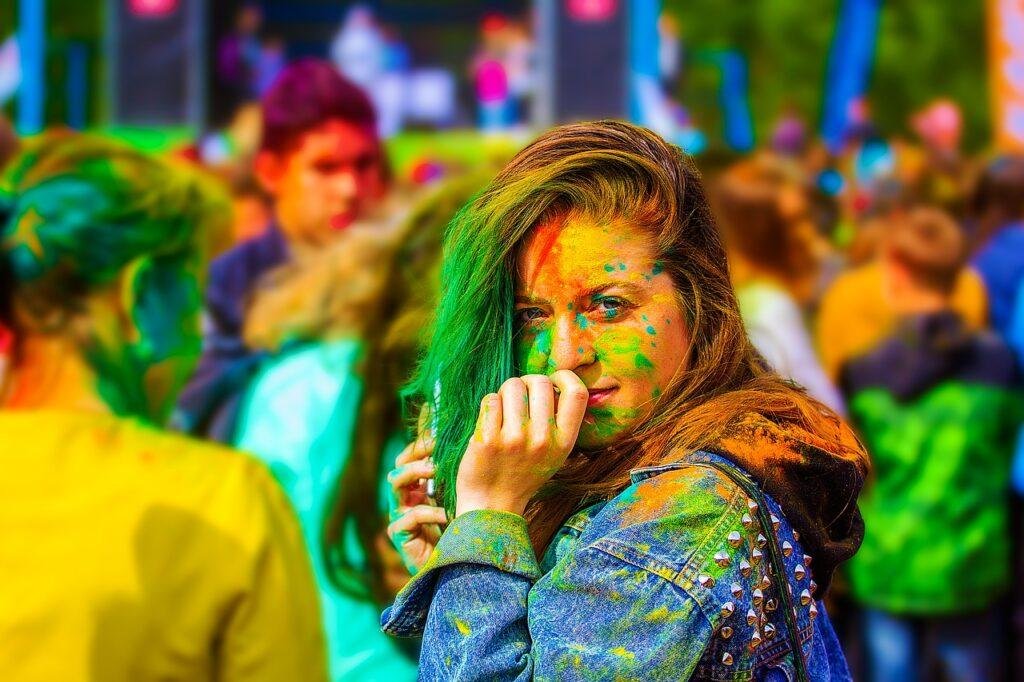 the festival of colors, holly, moscow-2374421.jpg