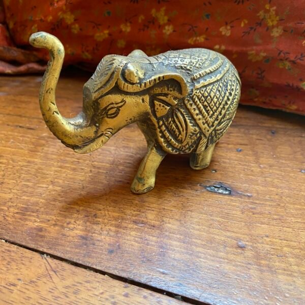 petit elephant laiton 2