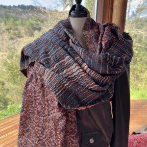 chale kantha bordeaux et noir rayé blanc 4